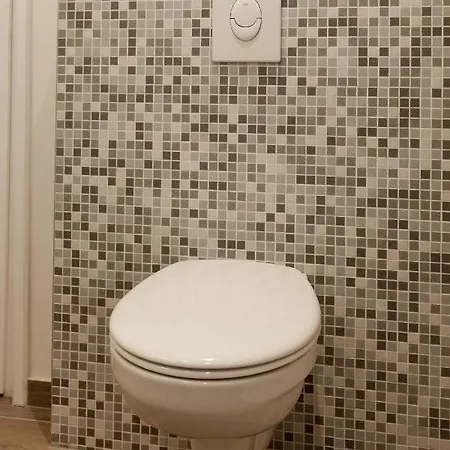 Annie's 3 Bed And 3 Bathroom